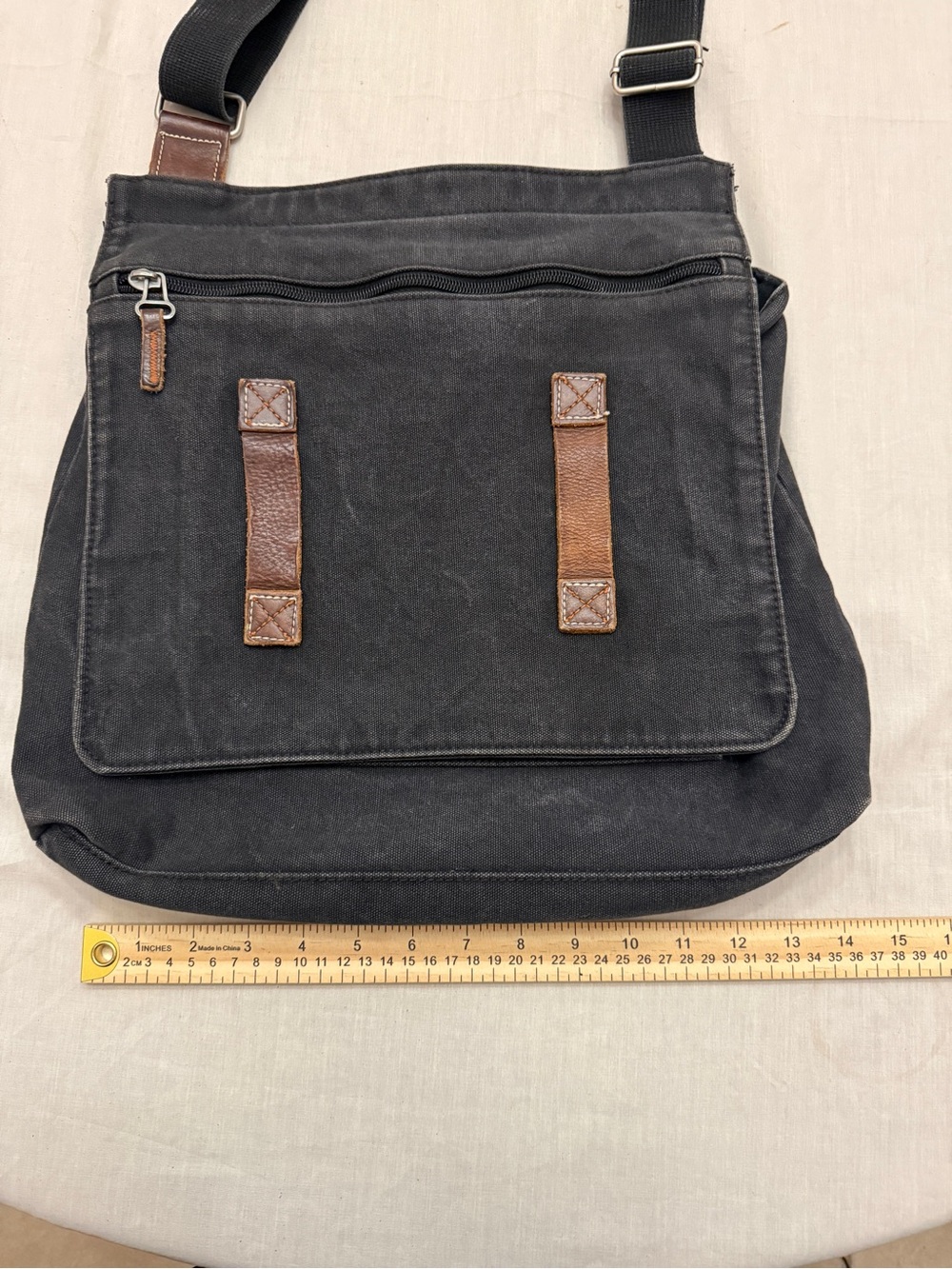 Banana Republic Black Canvas Messenger Bag with Brown Accents - Picture 7 of 8
